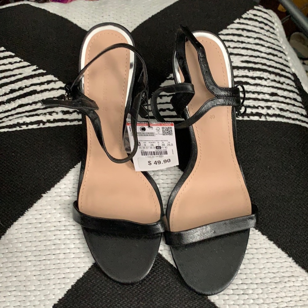 Black Zara heels size 40/US 9